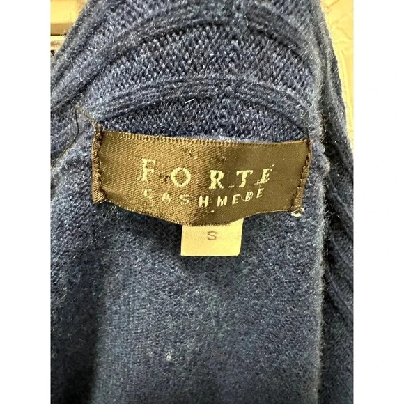 FORTE Cashmere Navy Blue cardigan sweater Size Small - Picture 3 of 3